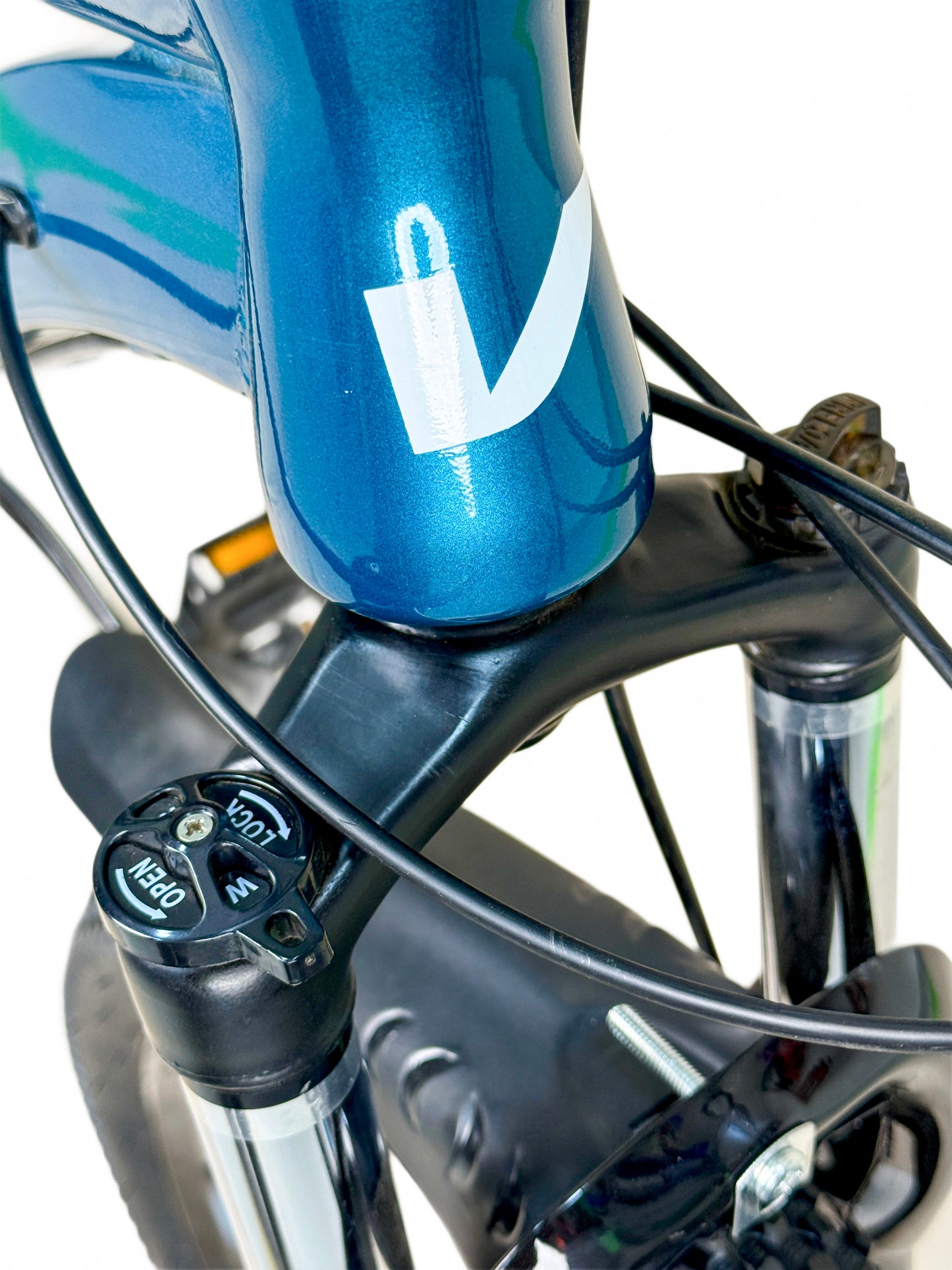 جنوط VICTOR V2 مقاس 26