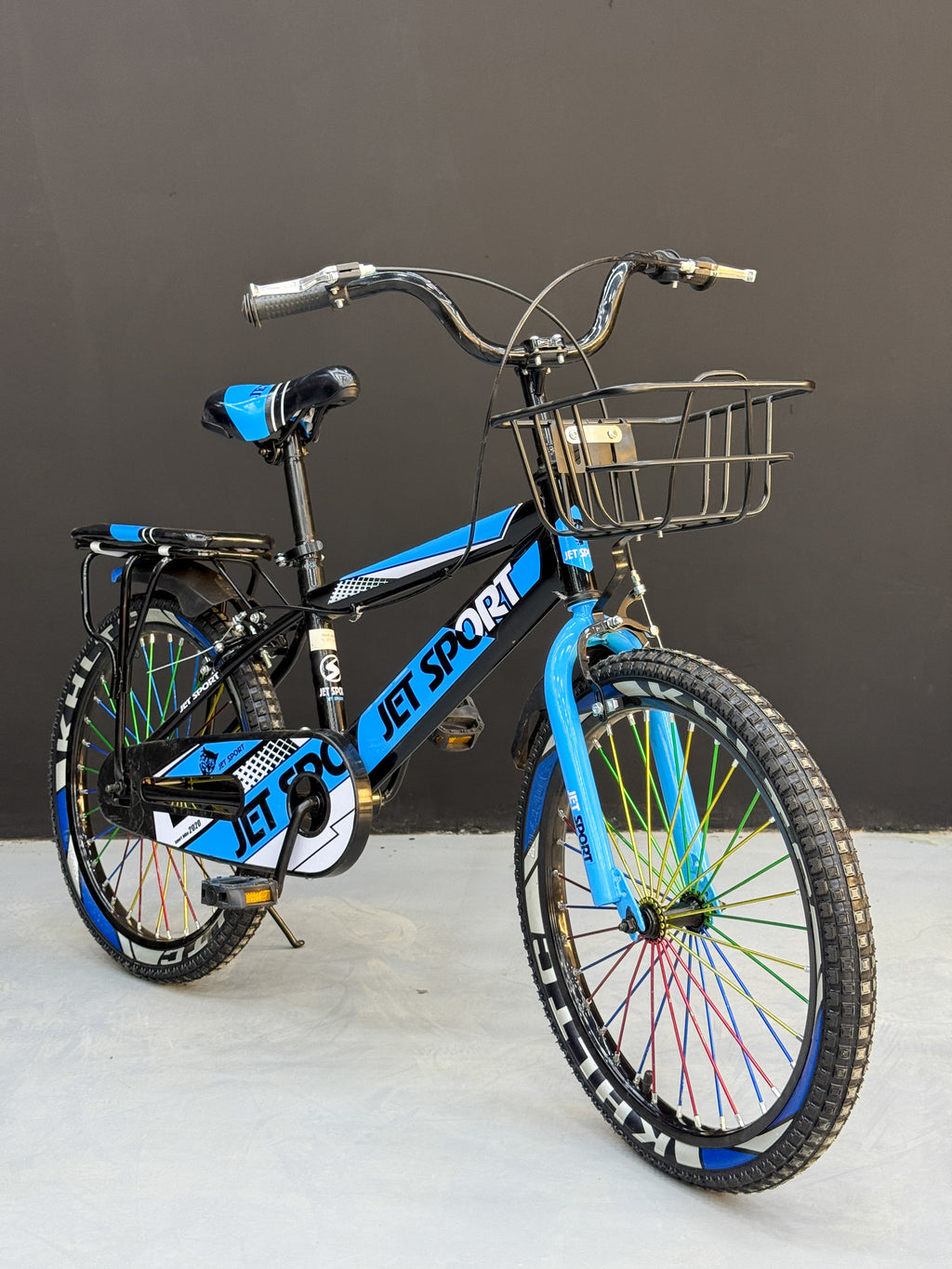 Kids' bike, sizes 12 - 16 - 20, suitable for ages 2 to 10 years, durable high-quality frame, front basket, bell, quick-release padded seat, front and rear mudguards