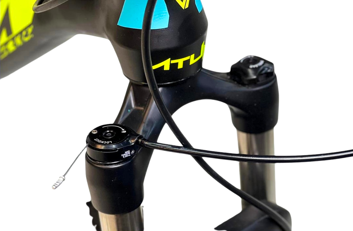 دراجة جبلية احترافية مقاس 29 بوصة - إطار من سبائك الألومنيوم - ناقل حركة شيمانو ديور 20 سرعة - فرامل هيدروليكية - شوكة روك شوكس