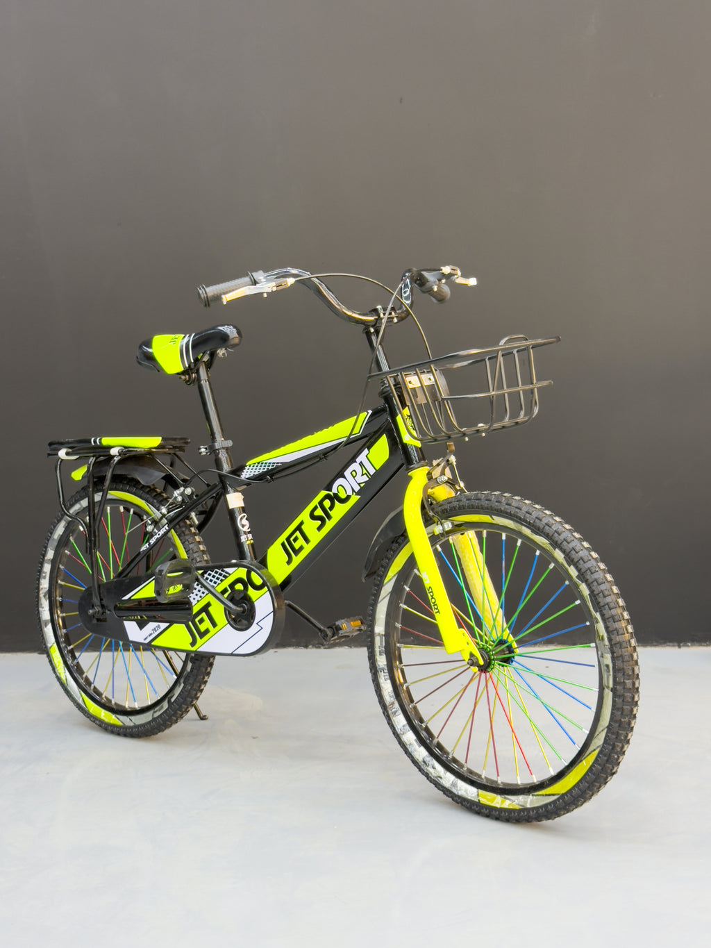 Kids' bike, sizes 12 - 16 - 20, suitable for ages 2 to 10 years, durable high-quality frame, front basket, bell, quick-release padded seat, front and rear mudguards