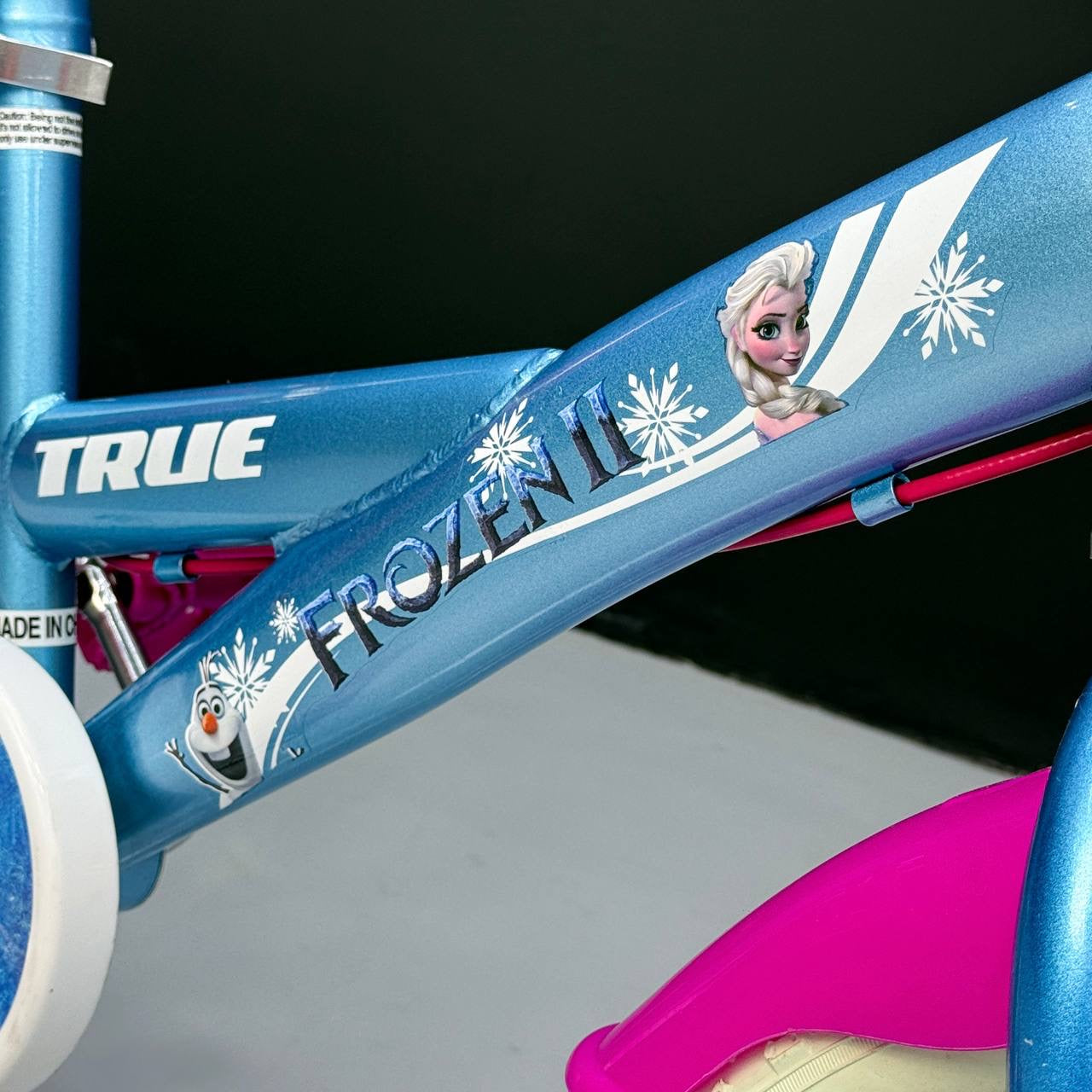 Girls’ FROZEN Bicycle, Size 16, With Training Wheels – For Ages 4 to 7 Years