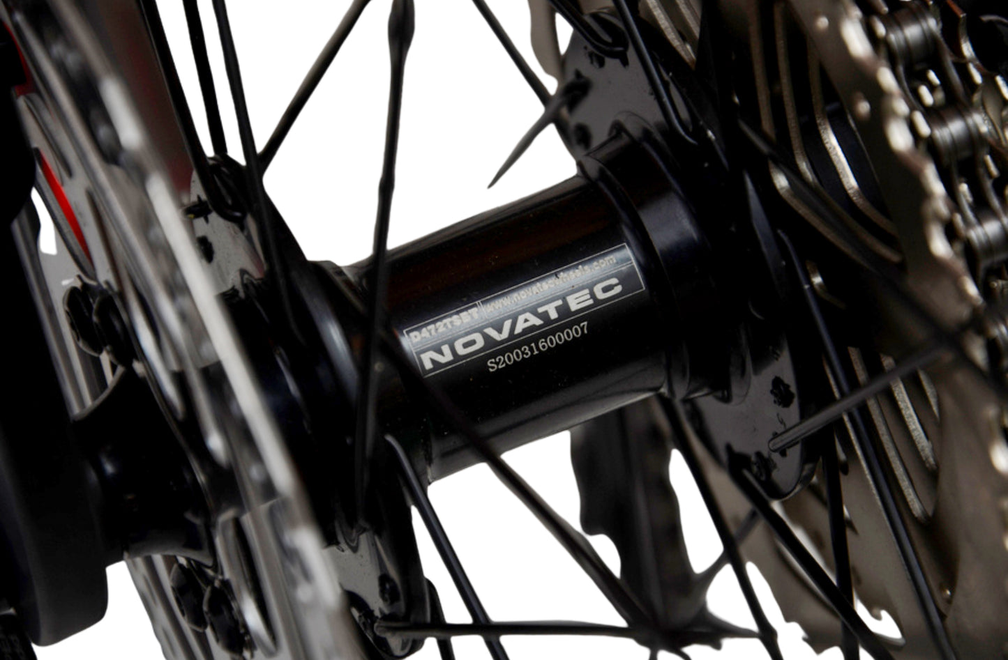 دراجة جبلية احترافية مقاس 29 بوصة - إطار من سبائك الألومنيوم - مكونات شيمانو أليفيو كاملة - فرامل قرصية هيدروليكية