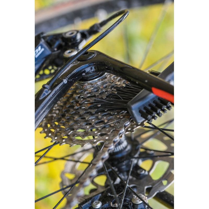 Zefal 3-Piece Bicycle Cleaning Brush Set – Complete Bike Cleaning Kit for Chain, Cassette & Frame Maintenance