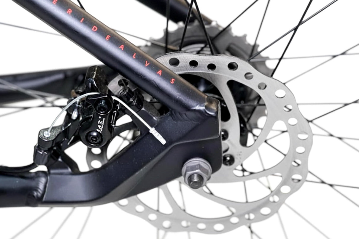 Alvas Blade 29” Aluminum Mountain Bike – Shimano 24-Speed – Mechanical Disc Brakes – High Trail Performance