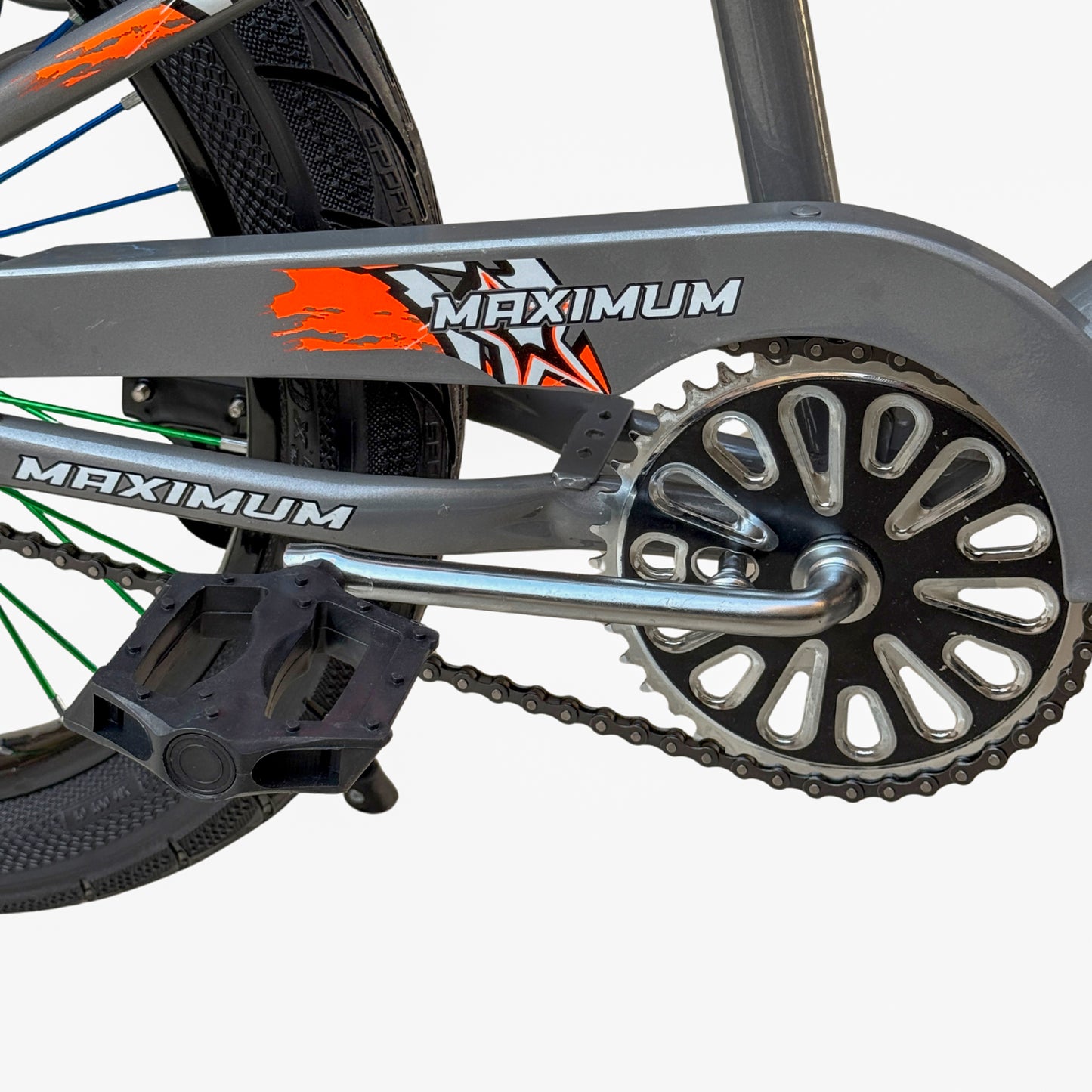 BMX 20 Inch Bike for Kids & Teens (Ages 6–15) – Front Suspension, Disc Brake, Front Basket, Color Spokes & Rear Comfortable Seat silver