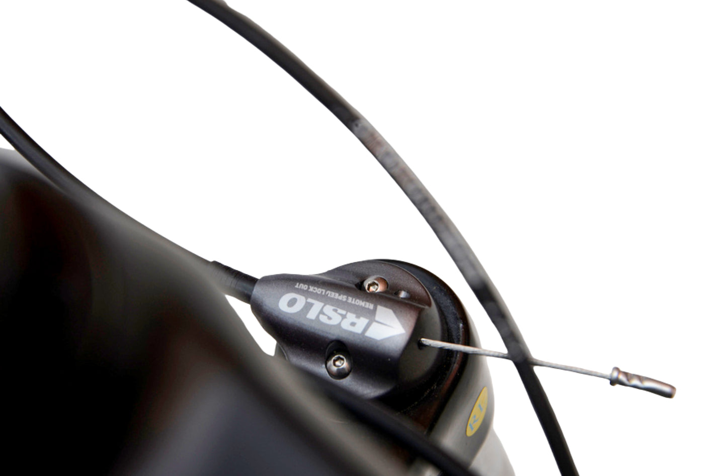 دراجة جبلية احترافية مقاس 29 بوصة - إطار من سبائك الألومنيوم - مكونات شيمانو أليفيو كاملة - فرامل قرصية هيدروليكية