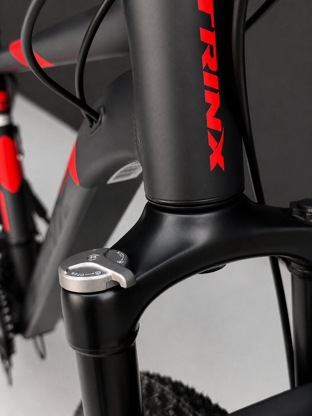 Trinx M500 PRO 29-Inch Mountain Bike – 24-Speed Shimano, 6061 Aluminum Frame, Mechanical Disc Brakes & Lock-Out Front Suspension