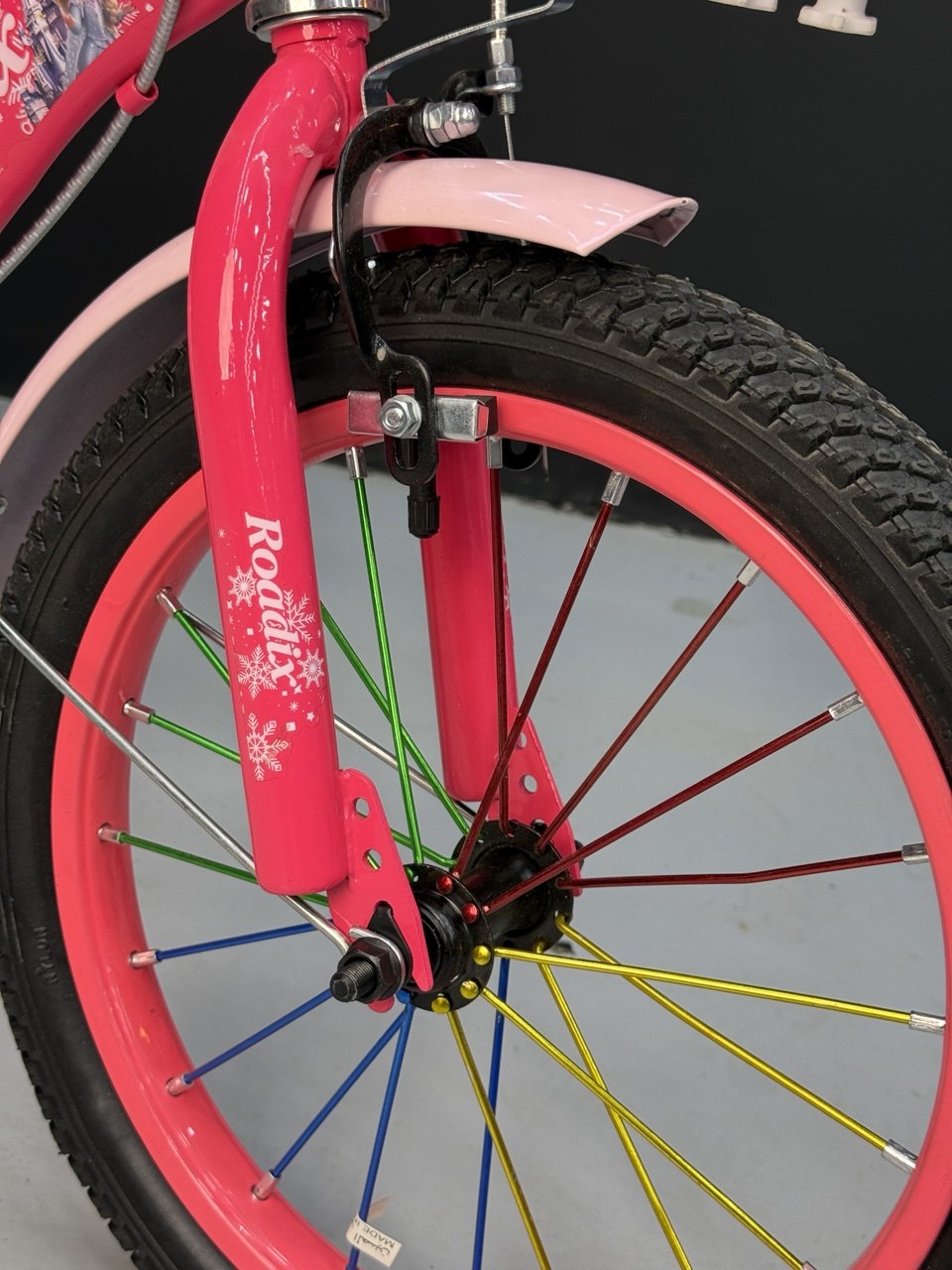 16-Inch Girls’ Bicycle for Ages 4–7, High-Quality Kids Bike with Front Basket, Rear Seat, Light-Up Training Wheels, Comfortable Quick-Release Seat & Durable Tires