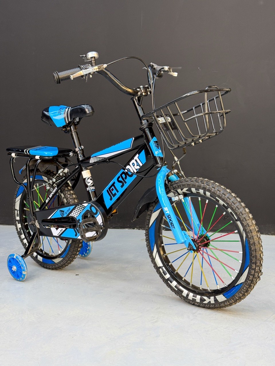 Kids' bike, sizes 12 - 16 - 20, suitable for ages 2 to 10 years, durable high-quality frame, front basket, bell, quick-release padded seat, front and rear mudguards