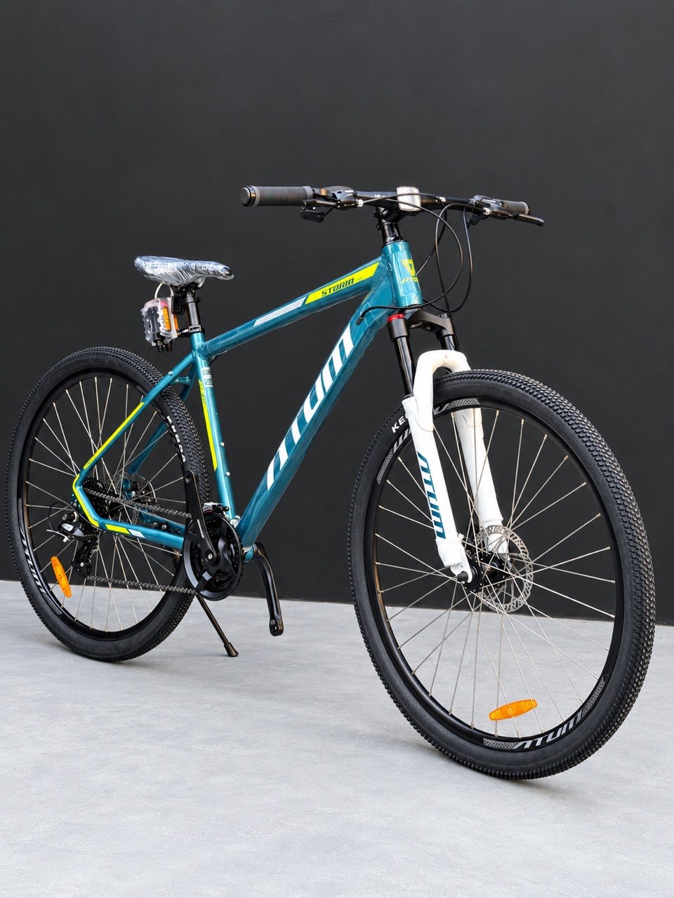 Professional 29” Mountain Bike – Alloy 6061 Frame, Shimano 24-Speed, Tektro Hydraulic Brakes