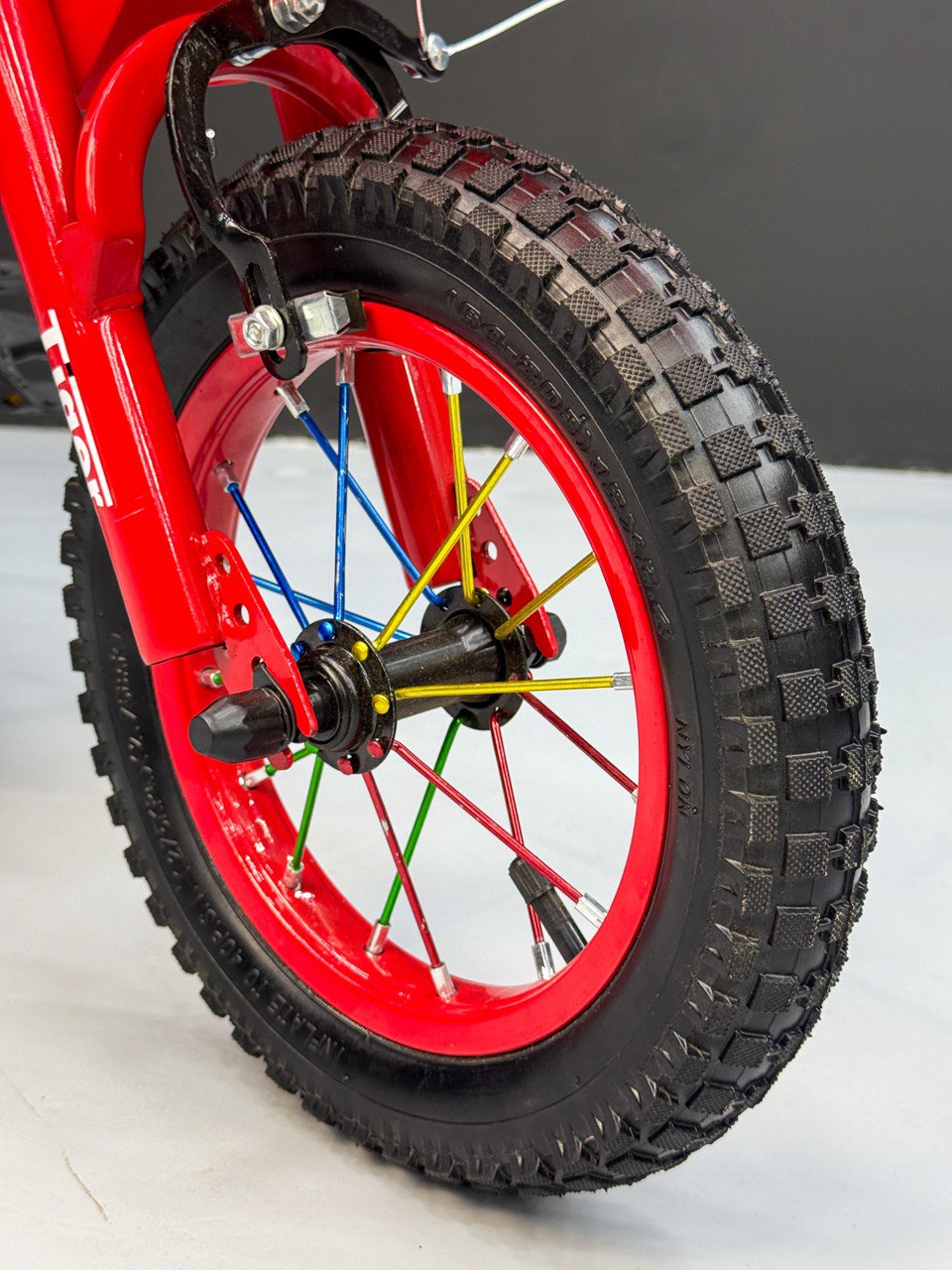 12-Inch Sporty Motorcycle-Style Bicycle for Ages 2-4 Years Red