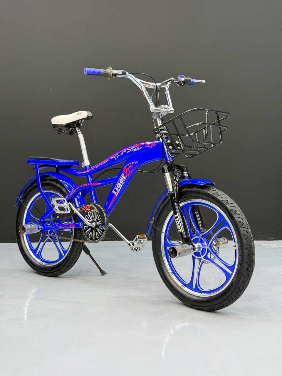 BMX Bike 20” – Strong Frame – Sport Rims – Front Basket – Rear Seat – Wide Tires Blue