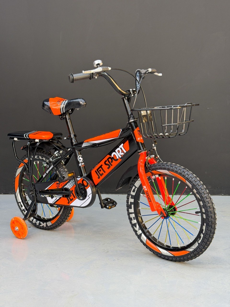 Kids' bike, sizes 12 - 16 - 20, suitable for ages 2 to 10 years, durable high-quality frame, front basket, bell, quick-release padded seat, front and rear mudguards