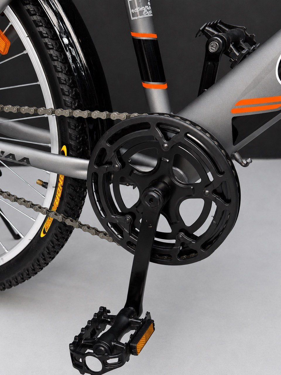 Gomaa 24-Inch City Bike with Front Basket & Rear Rack