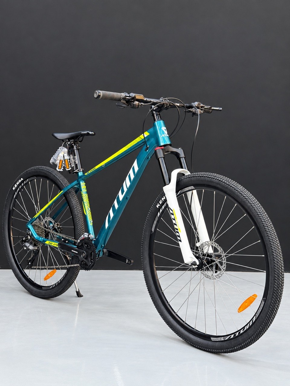 Atum Alpha 29 Mountain Bike – Aluminum Frame, 27-Speed Shimano, Hydraulic Disc Brakes