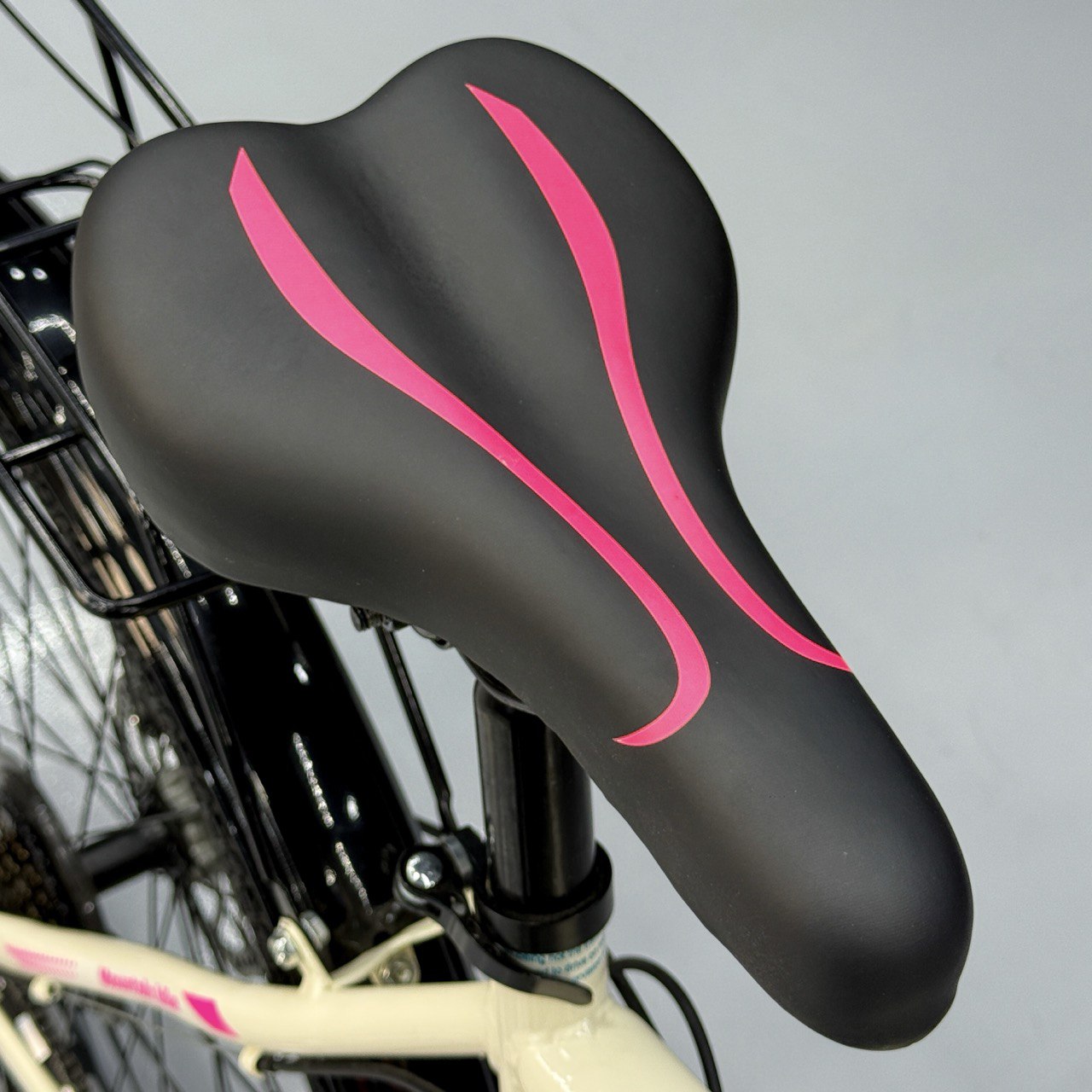 Race Rocket 26" Mountain & City Bike – 21 Speeds, Front Suspension, Disc Brakes – White & Pink (Fits 150cm to 180cm)